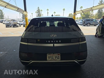 2024 Hyundai IONIQ 5 SE - miniatura 5