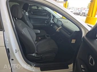 2024 Hyundai IONIQ 5 SE - miniatura 8