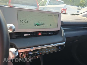 2024 Hyundai IONIQ 5 SE - miniatura 11