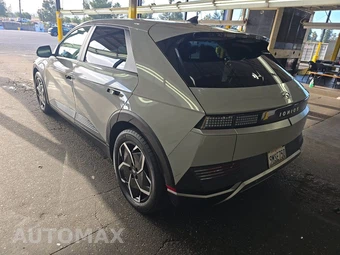 2024 Hyundai IONIQ 5 SE - miniatura 6
