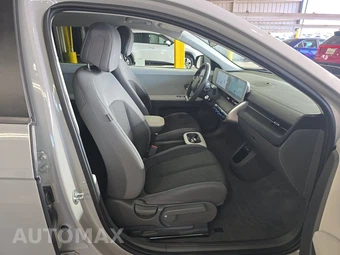 2024 Hyundai IONIQ 5 SE - miniatura 8