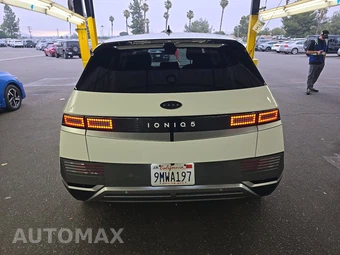 2024 Hyundai IONIQ 5 SE - miniatura 5