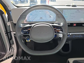 2024 Hyundai IONIQ 5 SE - miniatura 10