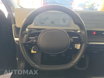 2024 Hyundai IONIQ 5 SE - miniatura 10