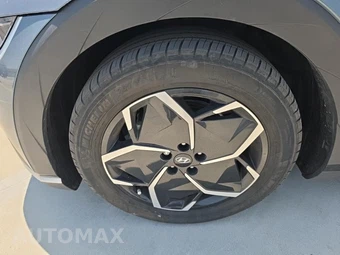2024 Hyundai IONIQ 5 SE - miniatura 17