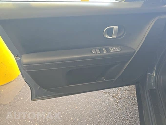 2024 Hyundai IONIQ 5 SE - miniatura 9
