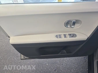 2024 Hyundai IONIQ 5 SE - miniatura 9