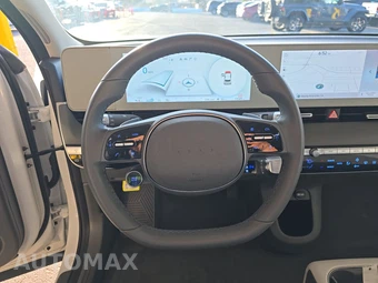 2024 Hyundai IONIQ 5 SE - miniatura 10