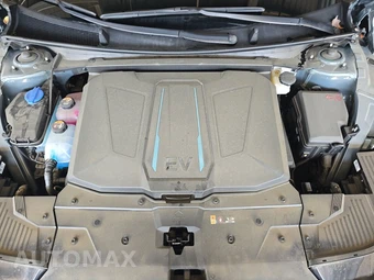 2024 Hyundai IONIQ 5 SE - miniatura 15