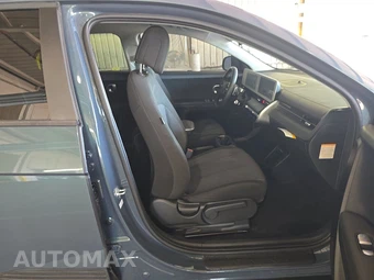 2024 Hyundai IONIQ 5 SE - miniatura 8