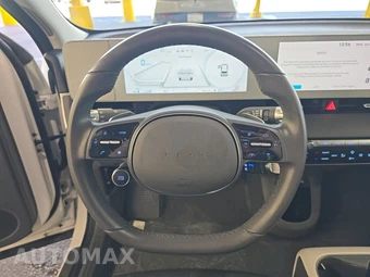 2024 Hyundai IONIQ 5 SE - miniatura 10