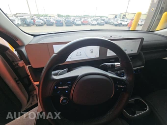 2024 Hyundai IONIQ 5 SE - miniatura 11