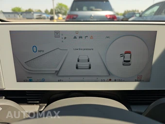 2024 Hyundai IONIQ 5 SE - miniatura 12