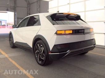 2024 Hyundai IONIQ 5 SE - miniatura 6