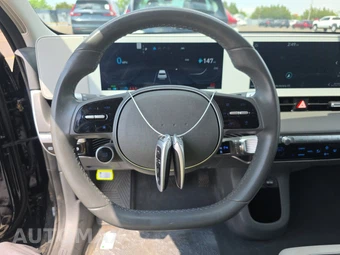 2024 Hyundai IONIQ 5 SE - miniatura 10