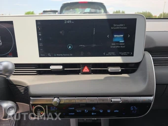 2024 Hyundai IONIQ 5 SE - miniatura 11