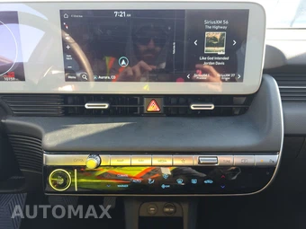 2024 Hyundai IONIQ 5 SE - miniatura 11