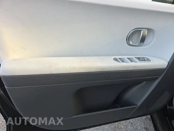 2024 Hyundai IONIQ 5 SE - miniatura 9
