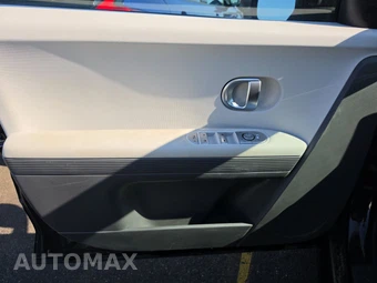 2024 Hyundai IONIQ 5 SE - miniatura 9