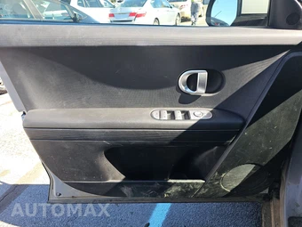 2024 Hyundai IONIQ 5 SE - miniatura 9