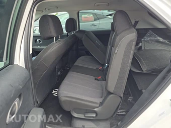2024 Hyundai IONIQ 5 SE - miniatura 13