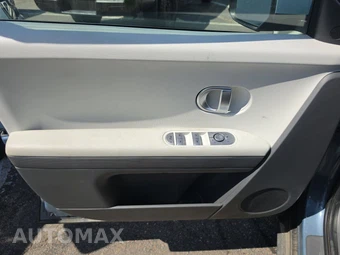 2024 Hyundai IONIQ 5 SE - miniatura 9