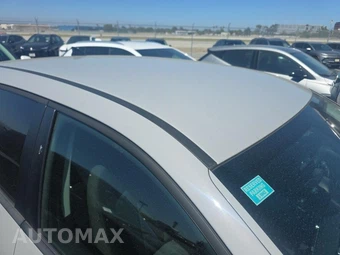 2024 Hyundai IONIQ 5 SE Standard Range - miniatura 19