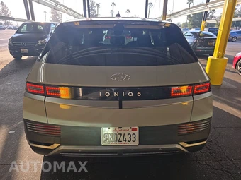 2024 Hyundai IONIQ 5 SE Standard Range - miniatura 5