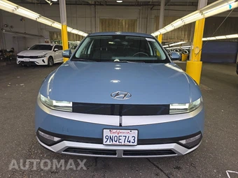 2024 Hyundai IONIQ 5 SE Standard Range - miniatura 2