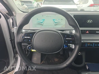 2024 Hyundai IONIQ 5 SE Standard Range - miniatura 10