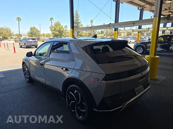 2024 Hyundai IONIQ 5 SE Standard Range - miniatura 6