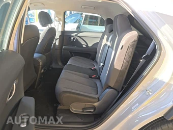 2024 Hyundai IONIQ 5 SE Standard Range - miniatura 13