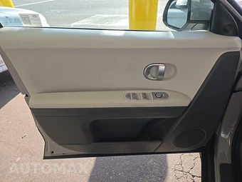 2024 Hyundai IONIQ 5 SEL - miniatura 9