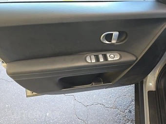 2024 Hyundai IONIQ 5 SEL - miniatura 9