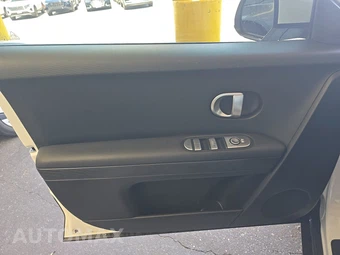 2024 Hyundai IONIQ 5 SEL - miniatura 9