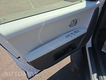 2024 Hyundai IONIQ 5 SEL - miniatura 9