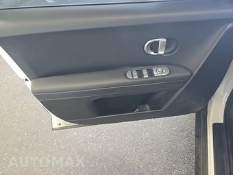 2024 Hyundai IONIQ 5 SEL - miniatura 9