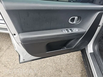 2024 Hyundai IONIQ 5 SEL - miniatura 9