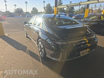2024 Hyundai IONIQ 6 SE - miniatura 6