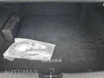 2024 Hyundai IONIQ 6 SE - miniatura 16