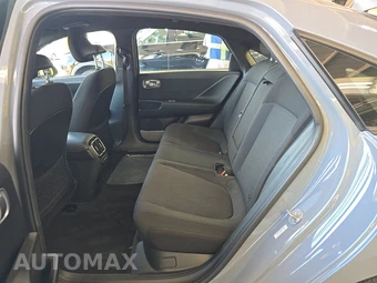 2024 Hyundai IONIQ 6 SE - miniatura 13