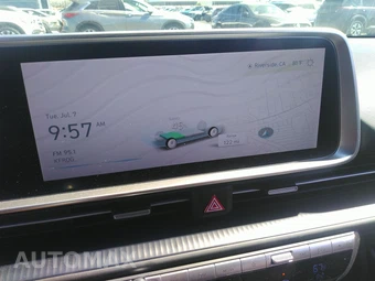 2024 Hyundai IONIQ 6 SE - miniatura 18
