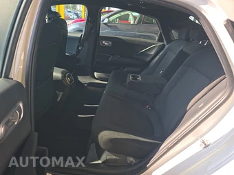 2024 Hyundai IONIQ 6 SE - miniatura 13