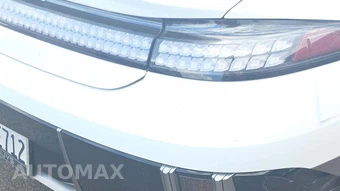 2024 Hyundai IONIQ 6 SE - miniatura 20