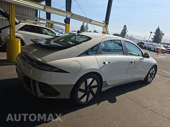 2024 Hyundai IONIQ 6 SE - miniatura 4