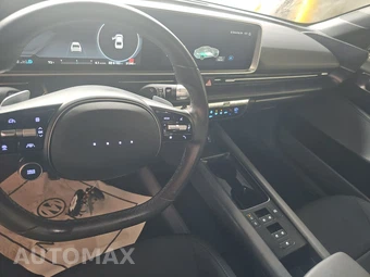 2024 Hyundai IONIQ 6 SE - miniatura 11