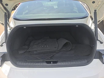 2024 Hyundai IONIQ 6 SEL - miniatura 16