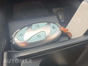 2024 Hyundai IONIQ 6 SEL - miniatura 8