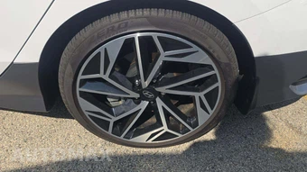 2024 Hyundai IONIQ 6 SEL - miniatura 24