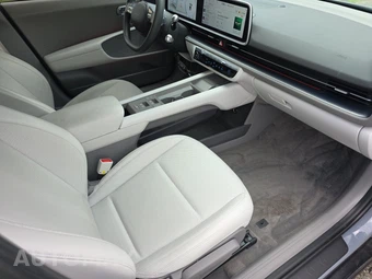 2024 Hyundai IONIQ 6 SEL - miniatura 8